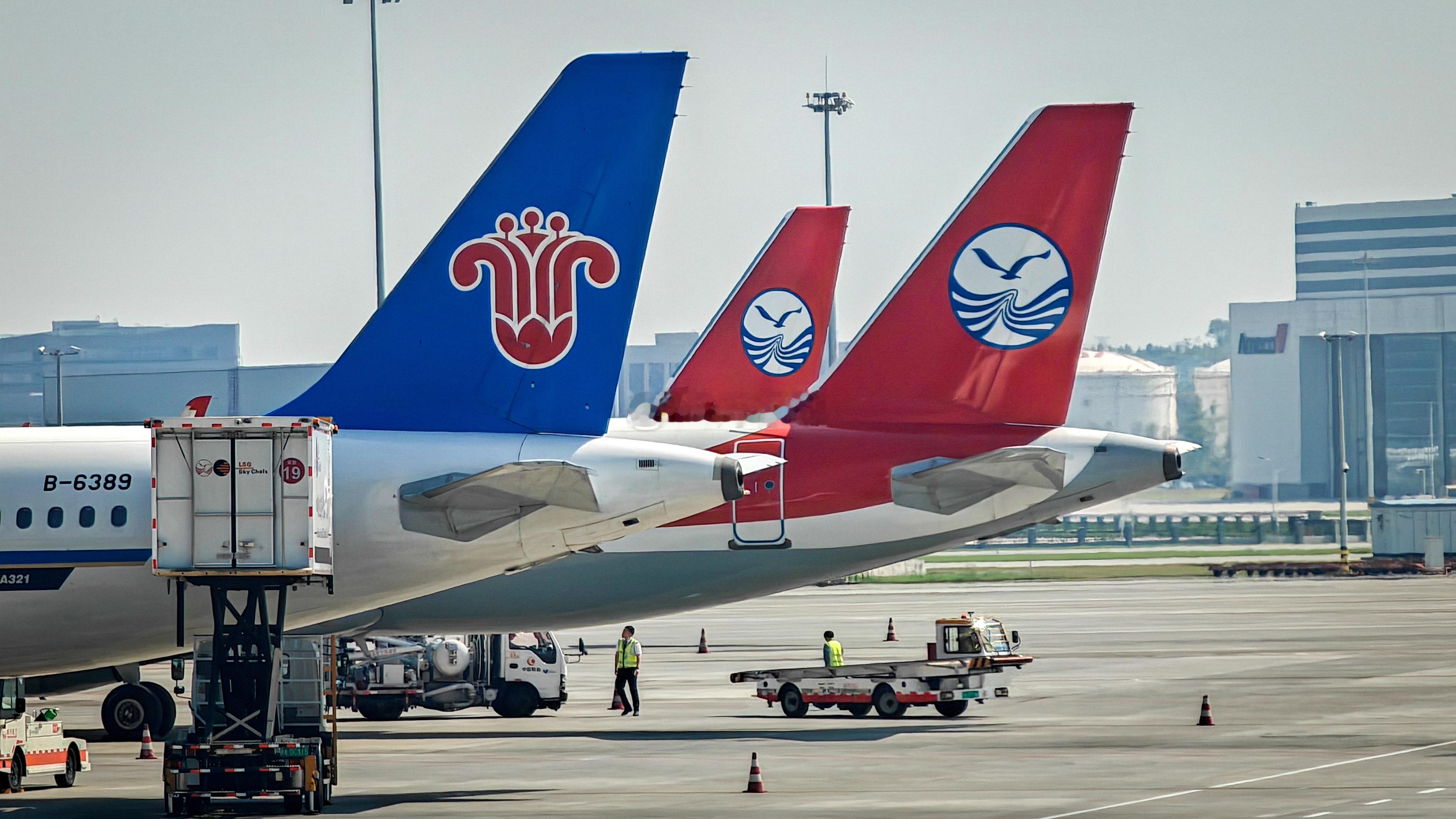 涛说涛话5月12日，应南航邀约，四川航空赴珠海参加南厦川机务维修合作推进会。会议