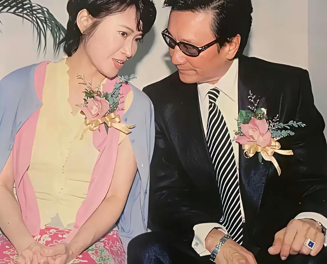 香港传奇人物谢贤去世了，给人们留下了无尽的话题，有人怀念他饰演的角色，有人对他人