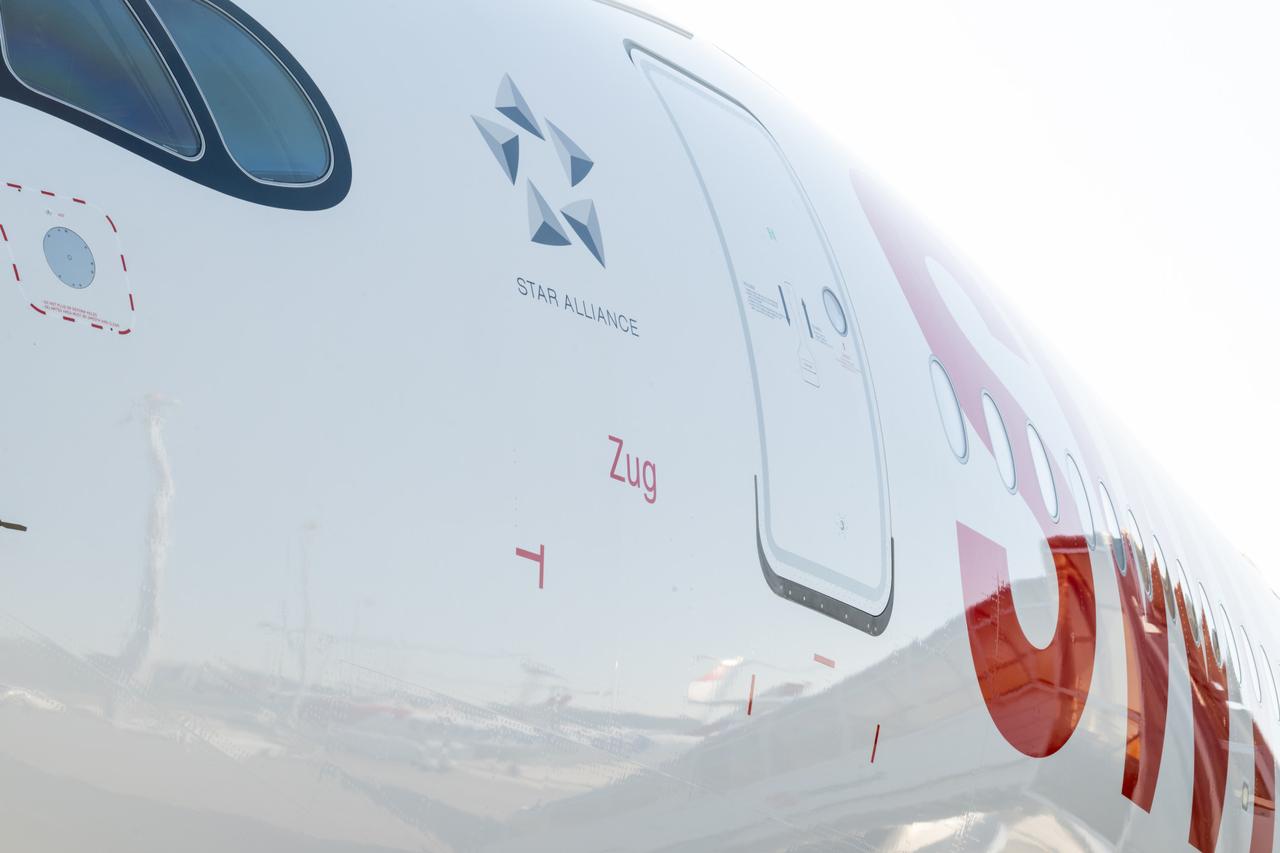 近日，瑞士航空接收了该航司第三架空客A350-900客机，这架飞机将于10月起投