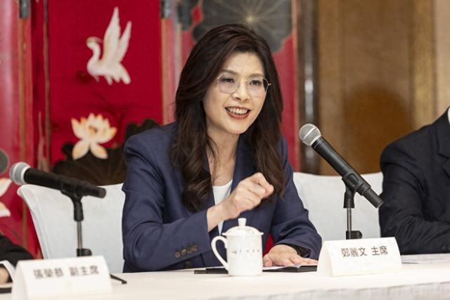 郑丽文是不是铁了心？

郑丽文这回是真“铁了心”啊！8月26日国民党中常会一拍板