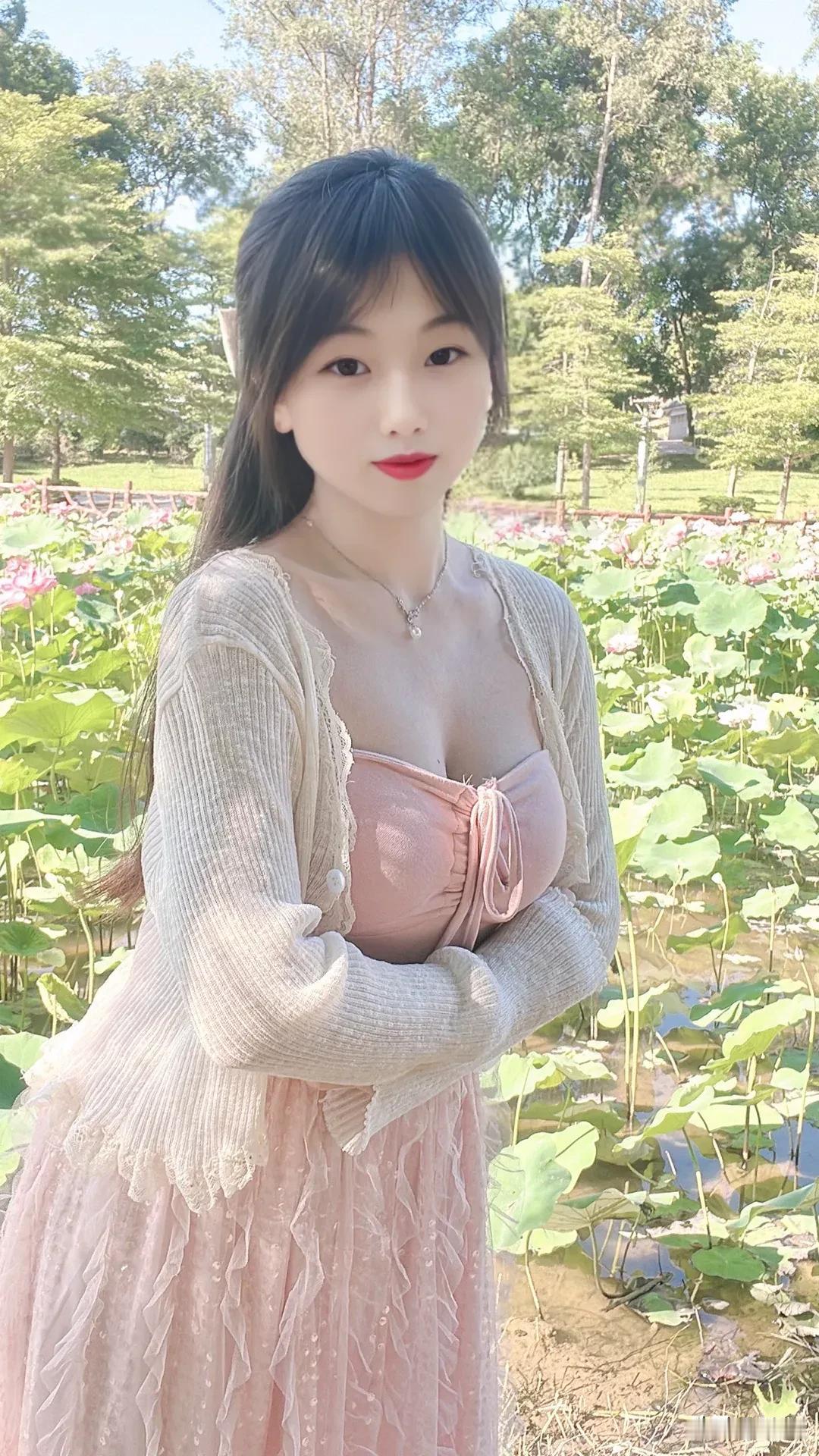 #性感小姐姐# #性感美女身材超好#