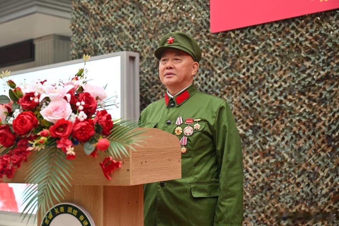 铸剑中原早安军营原原说早晚安 88载风雨兼程、88载薪火相传！“每一个故事都是一