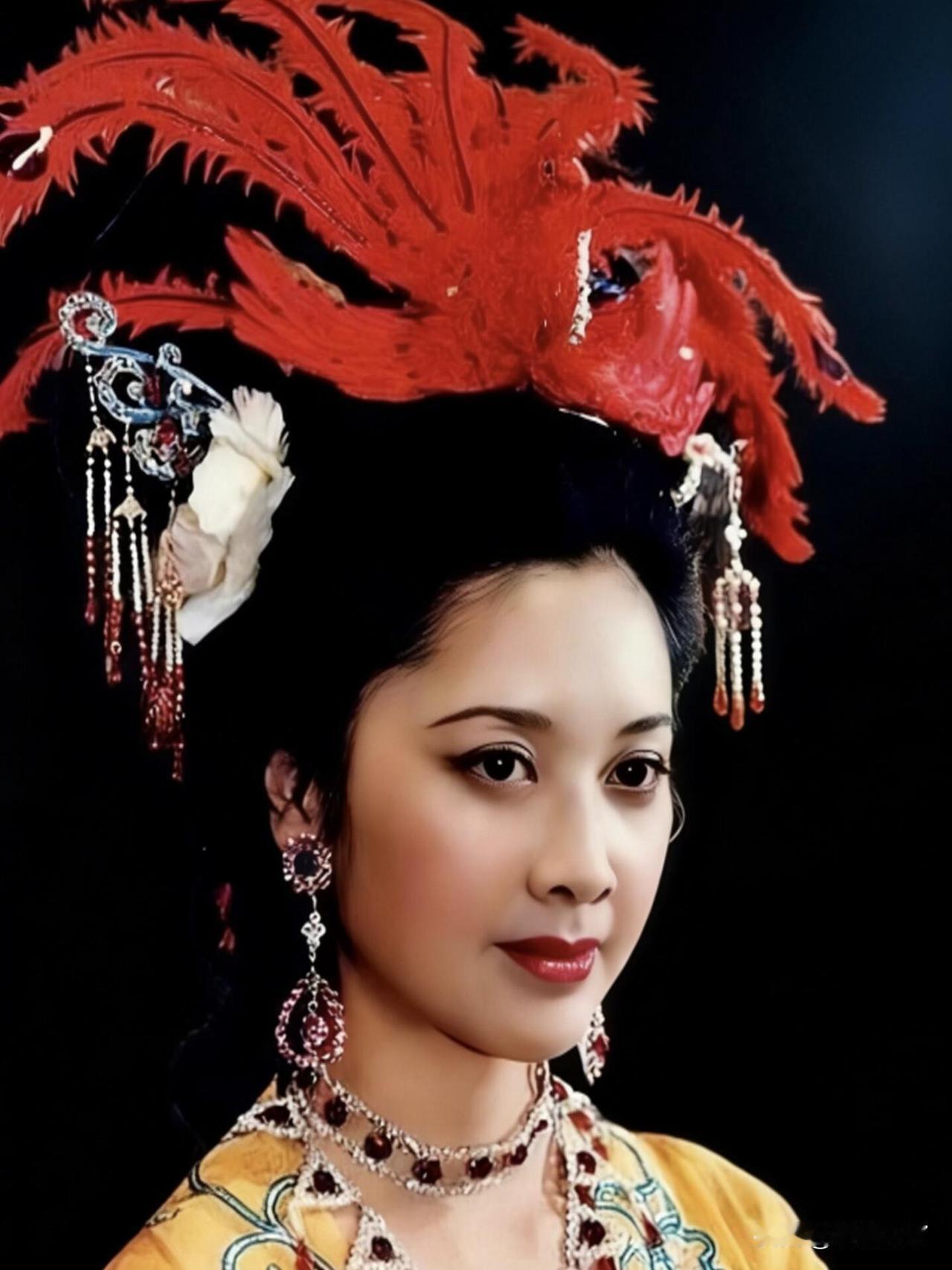 86版《西游记》中，朱琳饰演的西梁女国国王，仅用不足一集的戏份，便以倾倒众生之美