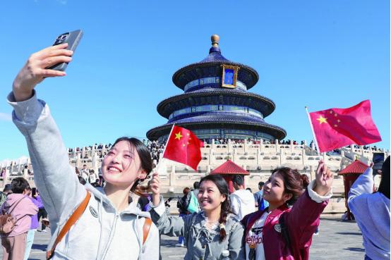 报应终于来了！殴打中国游客、禁止中国人进入、歧视中国游客，这些情况在国外屡见不鲜