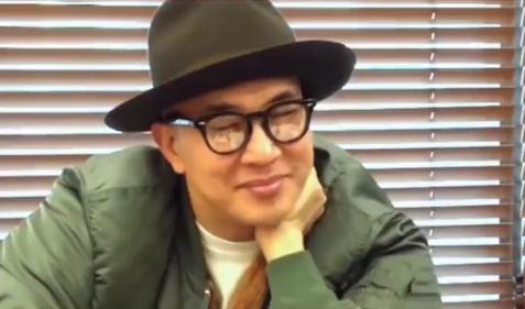 为什么具俊晔一开始跟着s妈一起，
去撕汪小菲，后来却不了呢？其实他发现，他跟汪小