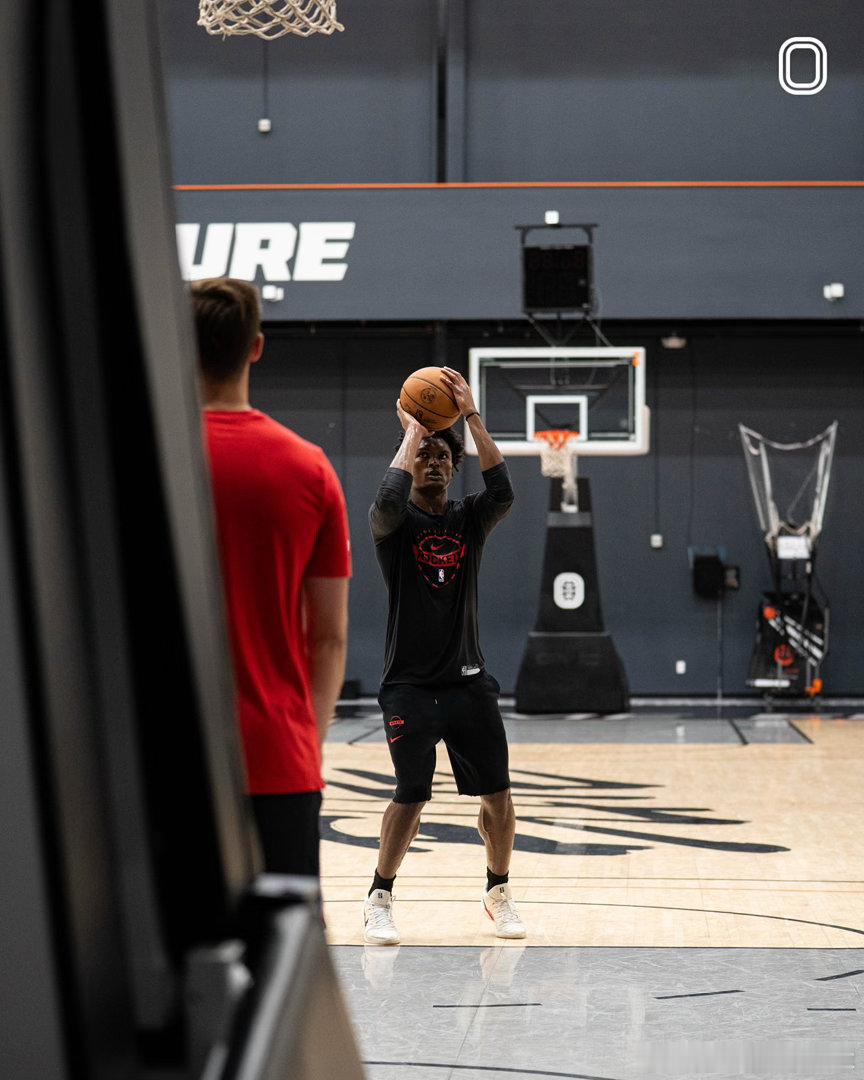 阿门·汤普森回到OTE训练📸休斯顿火箭2026nba夏季联赛休斯顿火箭
