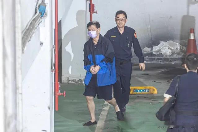 京华城案   台北法院今开彭振声延押庭

台北地检署侦办京华城案，认为前台北市长