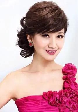 赵雅芝：演员中的“神话”
#明星# 
赵雅芝，一个的名字代表了优雅、美丽和才华，