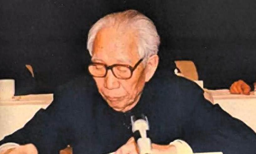1993年3月，85岁的开国上将王震在广州军区总医院辞世，临终留下“向党、向人民