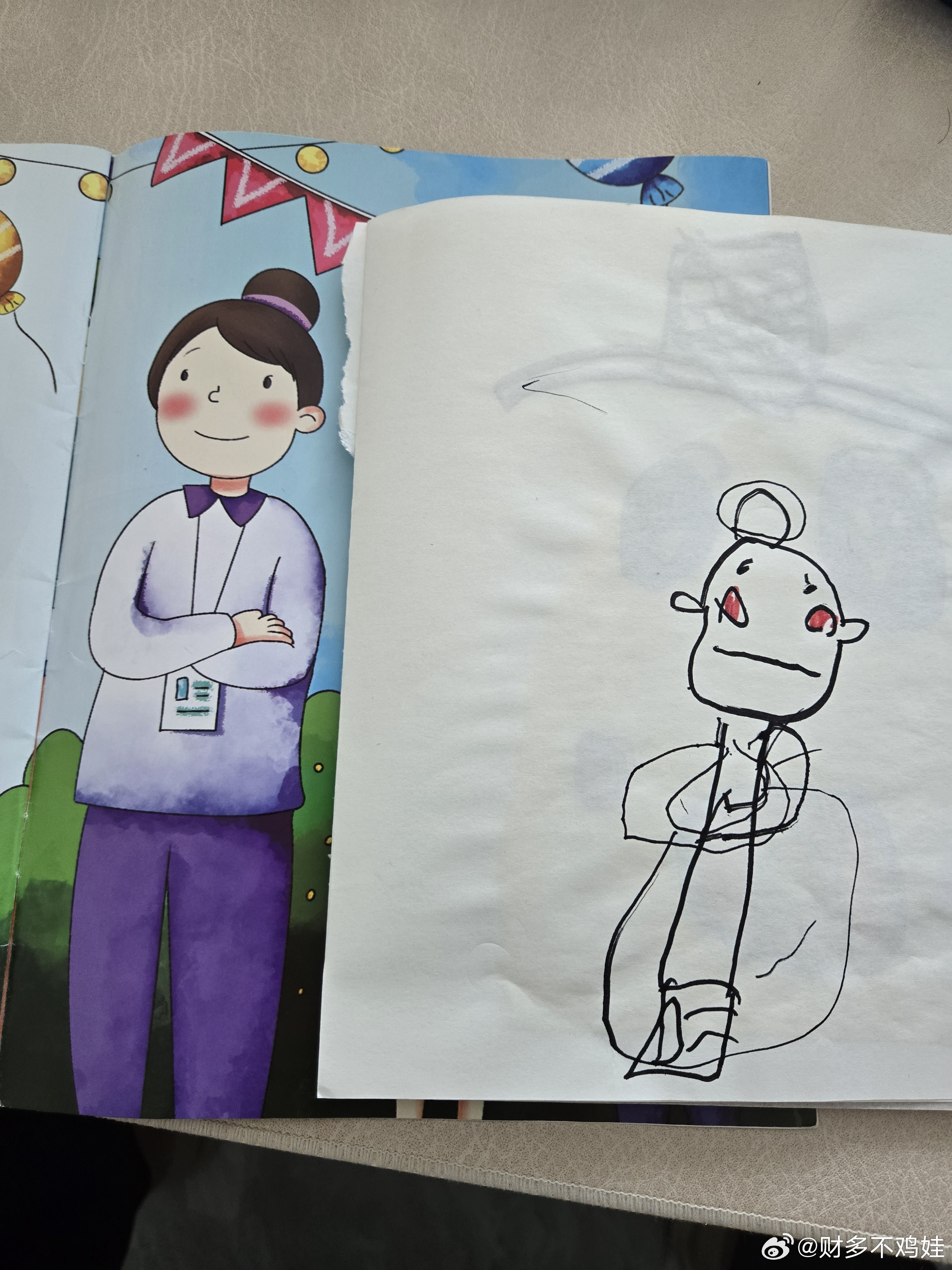 小娃比照着画的，可以说两模两样了🤣带娃日常生活手记