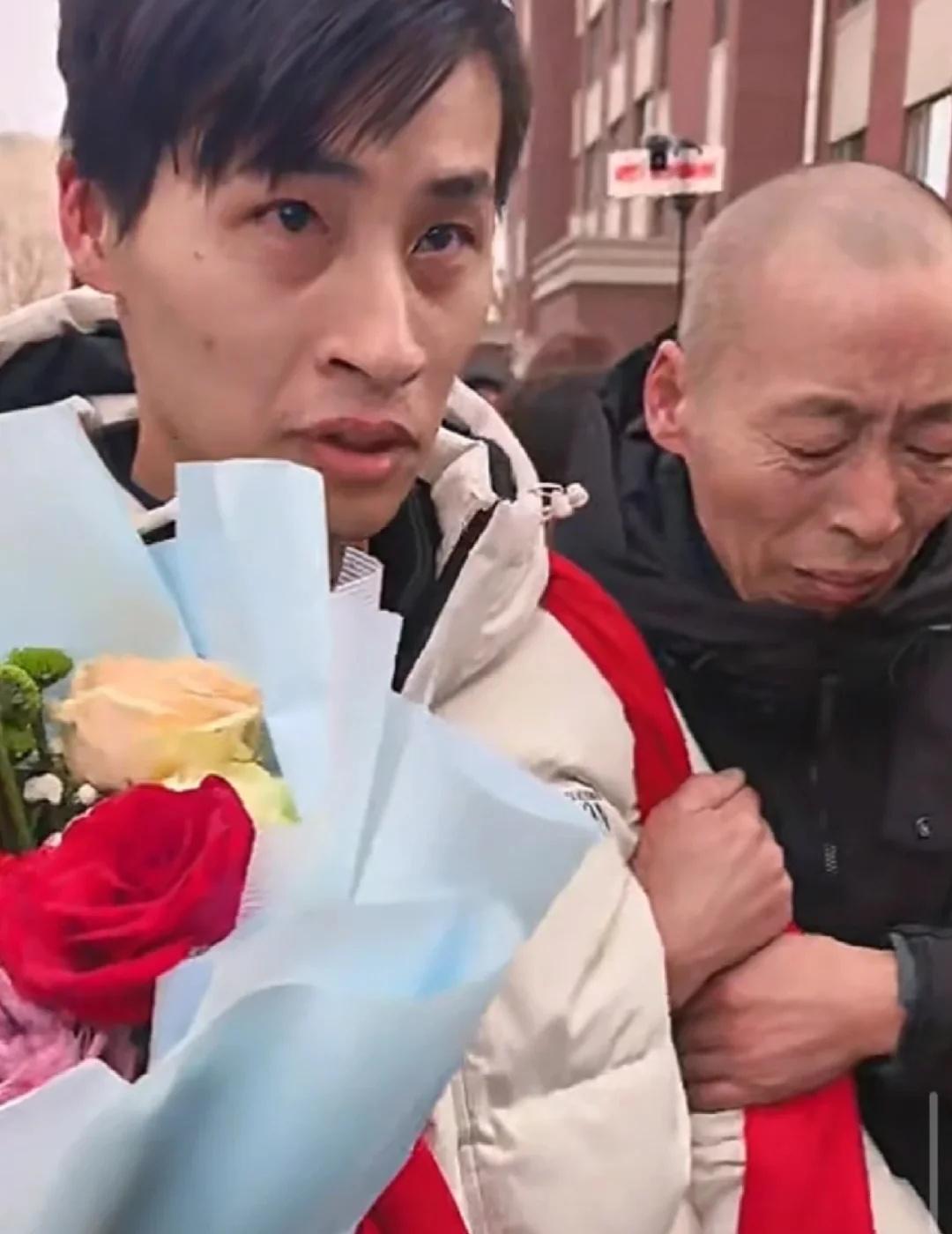 4岁男童沈阳车站走失，9岁被领养到加拿大跨国寻亲25年今日认亲让爱传出去 让世界