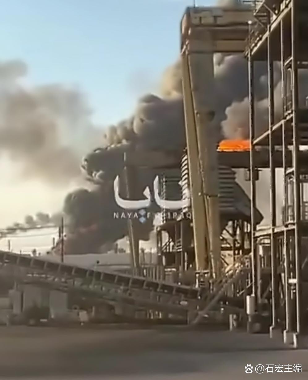 位于美国德克萨斯州波特亚瑟的瓦莱罗炼油厂着火了。这家炼油厂从今年1月强行控制委内