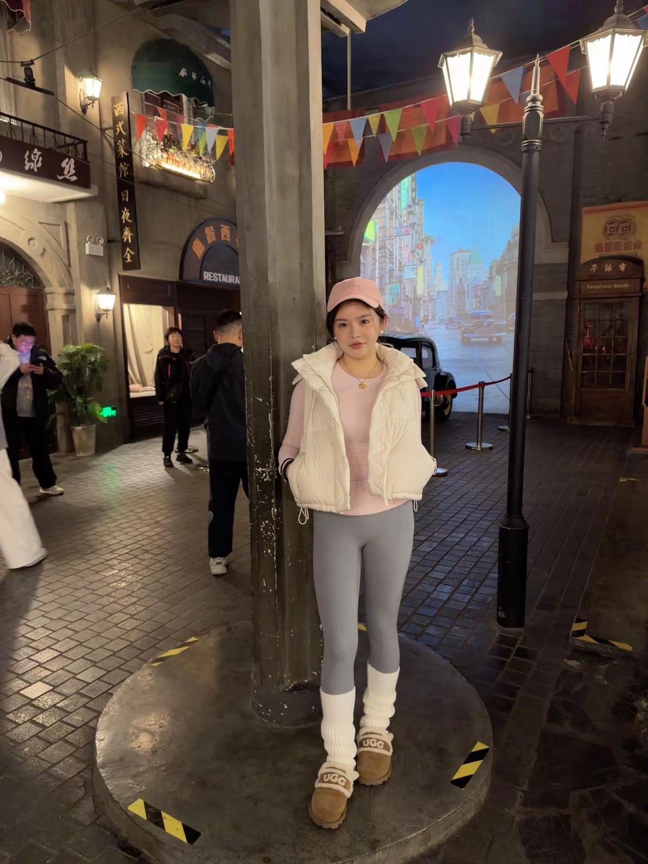 生活试图把我嚼烂 结果发现我入口即化 小土豆