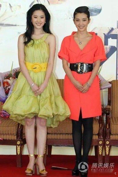 刘亦菲一开始报167 过了几年报170 感觉是又长高了 ​​​