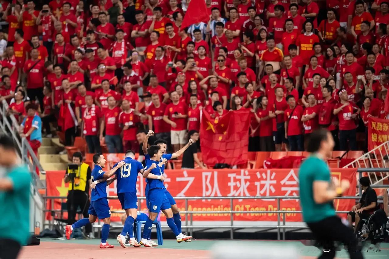中国1-1泰国全场数据：控球率53%-47%，射正7-4，犯规13-22

世预