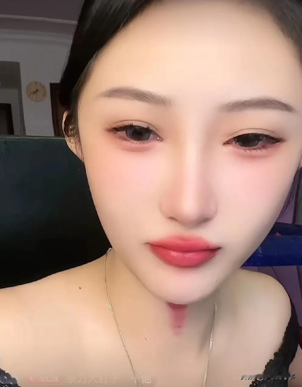 棒棒的宣说被小根子自s威胁，嘲讽小根是丈门寄生虫！

          棒棒的
