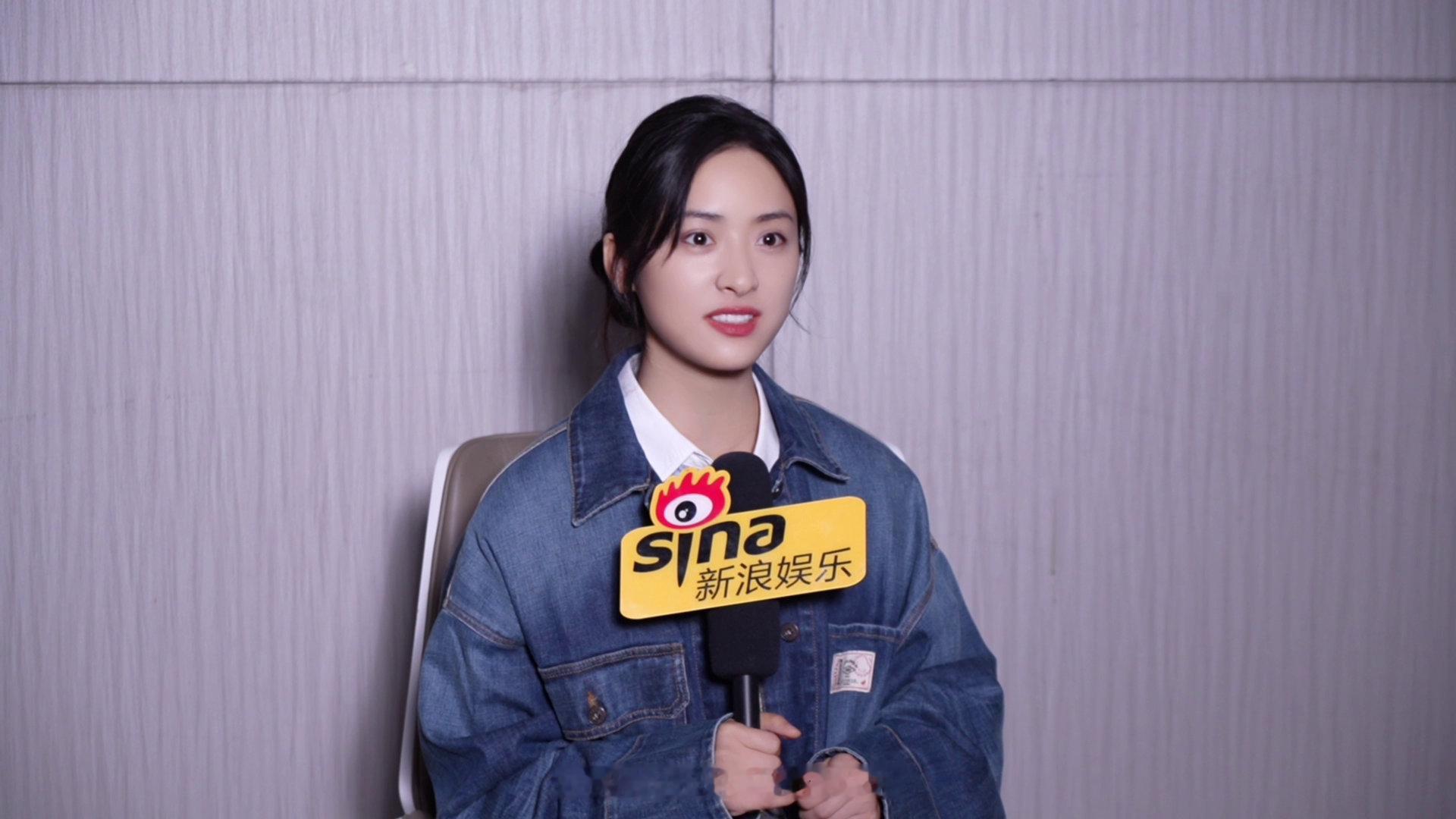 沈月希望挑战演技边界沈月回应头像大户 《最美表演》专访热乎出炉！她坦言，通过短片