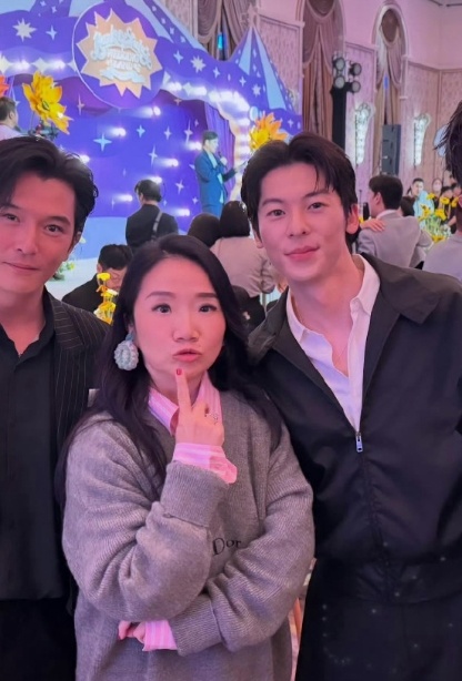 邱泽许光汉合照 邱泽、许光汉在陈汉典与Lulu的婚礼上同框合照。 