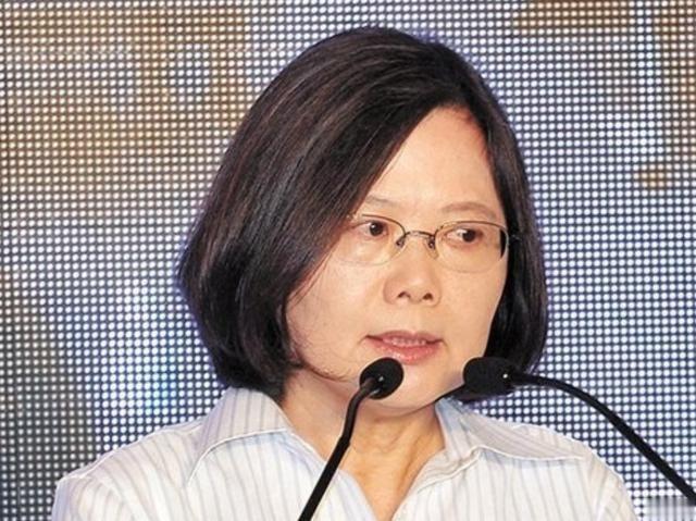 印巴矛盾后，曾经最崩溃的不是印度，更不是巴基斯坦，而是台湾：

2025年4月2