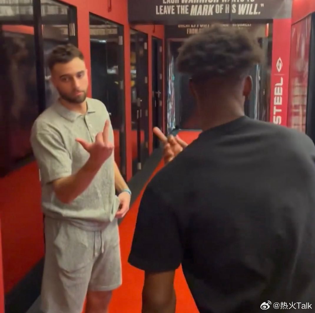 斯特鲁斯绝对高级货面对前任是一点不留情面nba常规赛热火vs骑士