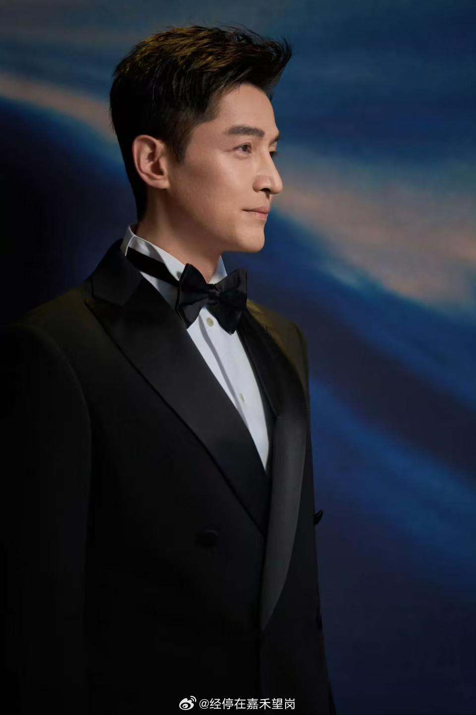 胡歌李莎旻子十年后再次同框这份巧合太珍贵了吧！李莎旻子胡歌时隔十年金鹰再同框 ​