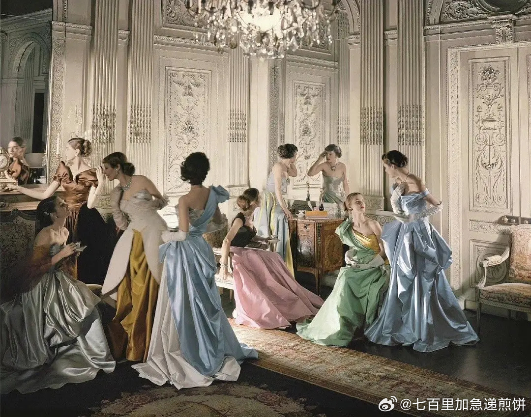 1948年的VOGUE群封，77年前 ​​​
