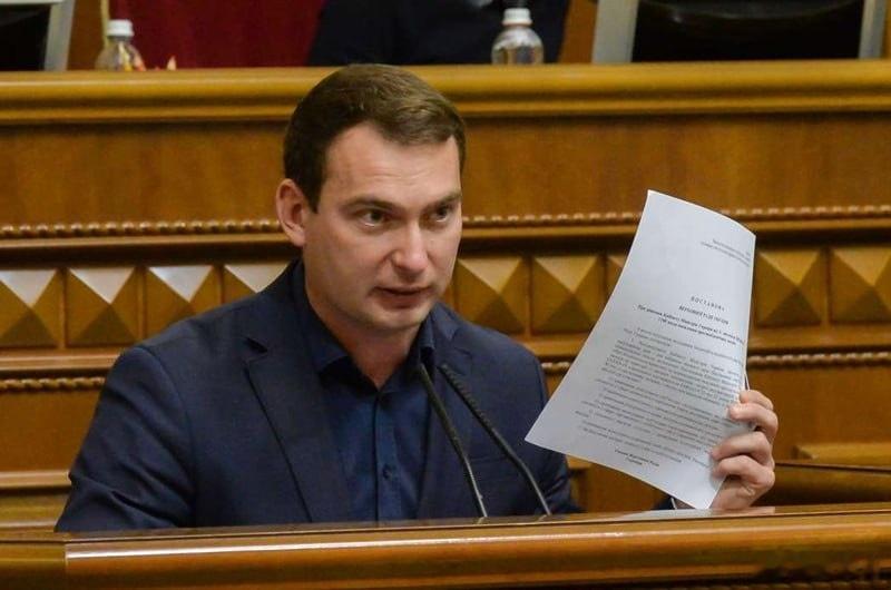 乌克兰最高拉达议员抱怨称，乌克兰两年内将无法获得900亿欧元的欧洲贷款拉达议员热