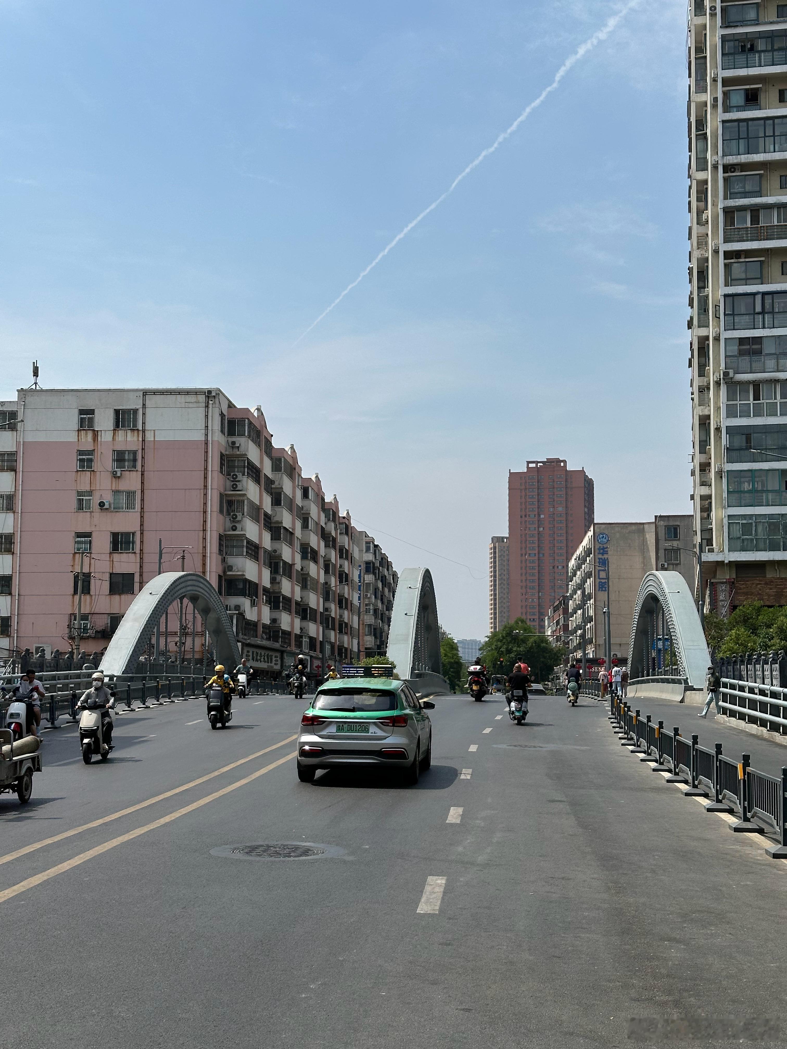 不知道这附近十年后会是什么样子  ​​​