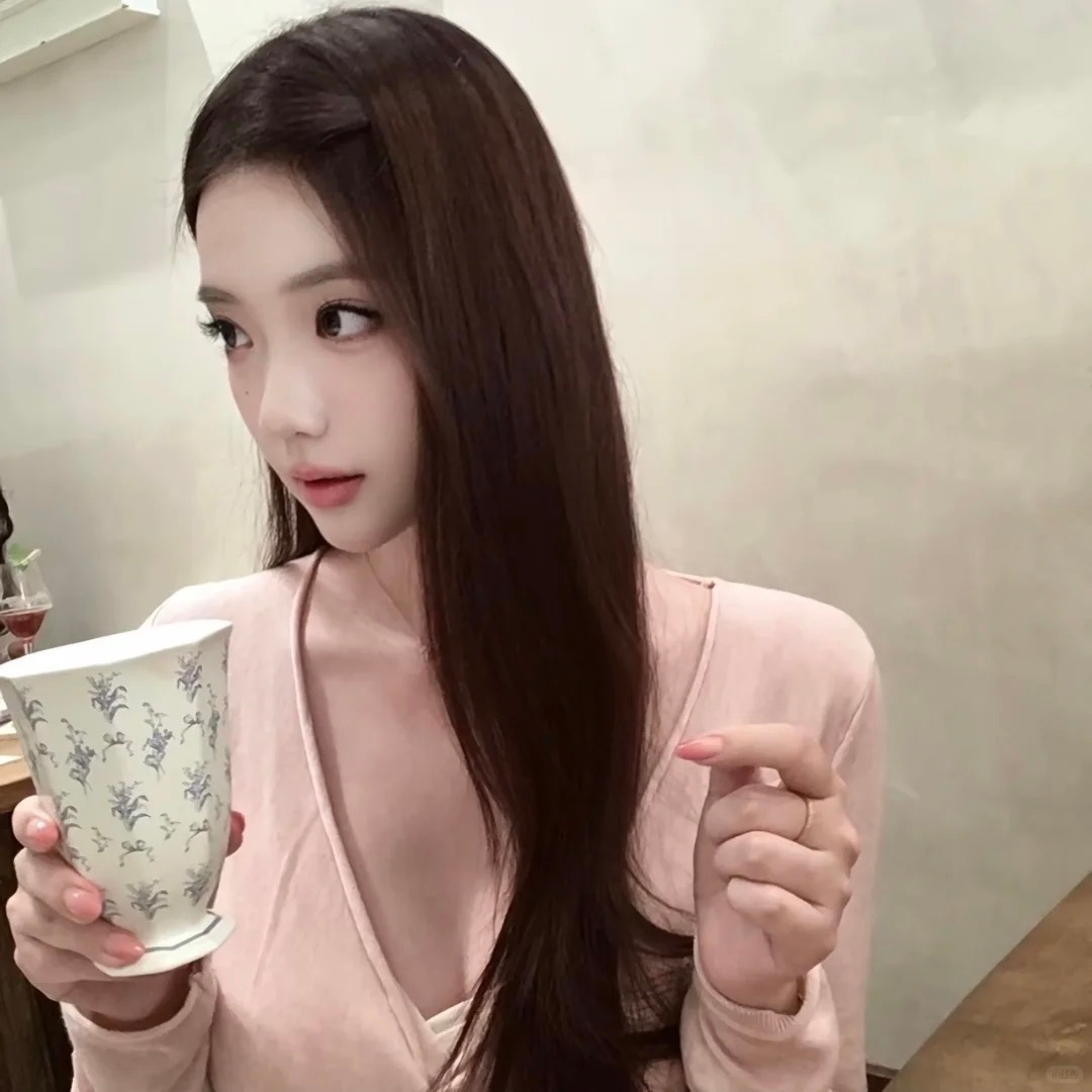 𝐖𝐞𝐂𝐡𝐚𝐭|女生头像小众女头 女头分享 高清女头 头像分享 优质女