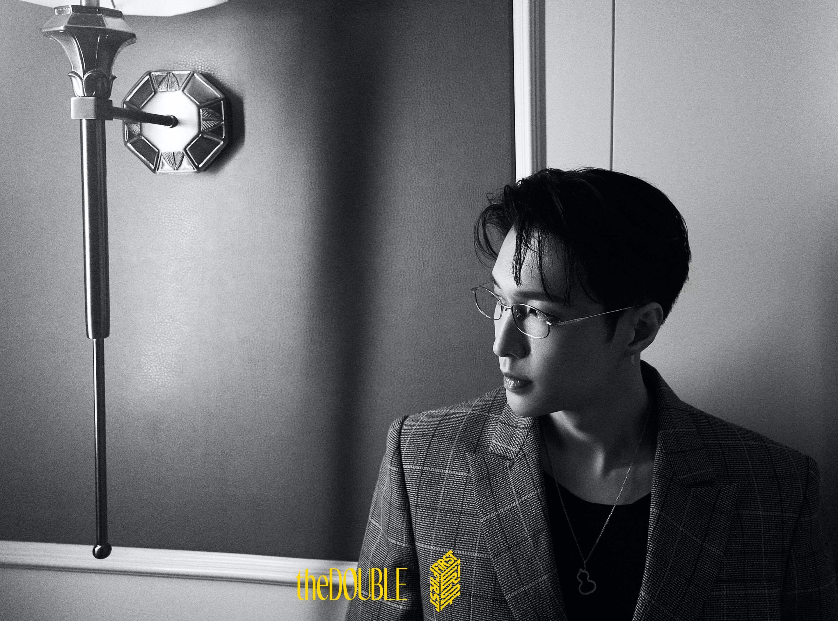 张艺兴 x theDOUBLE-FIRST特刊封面释出，也是首位登上该特刊封面的