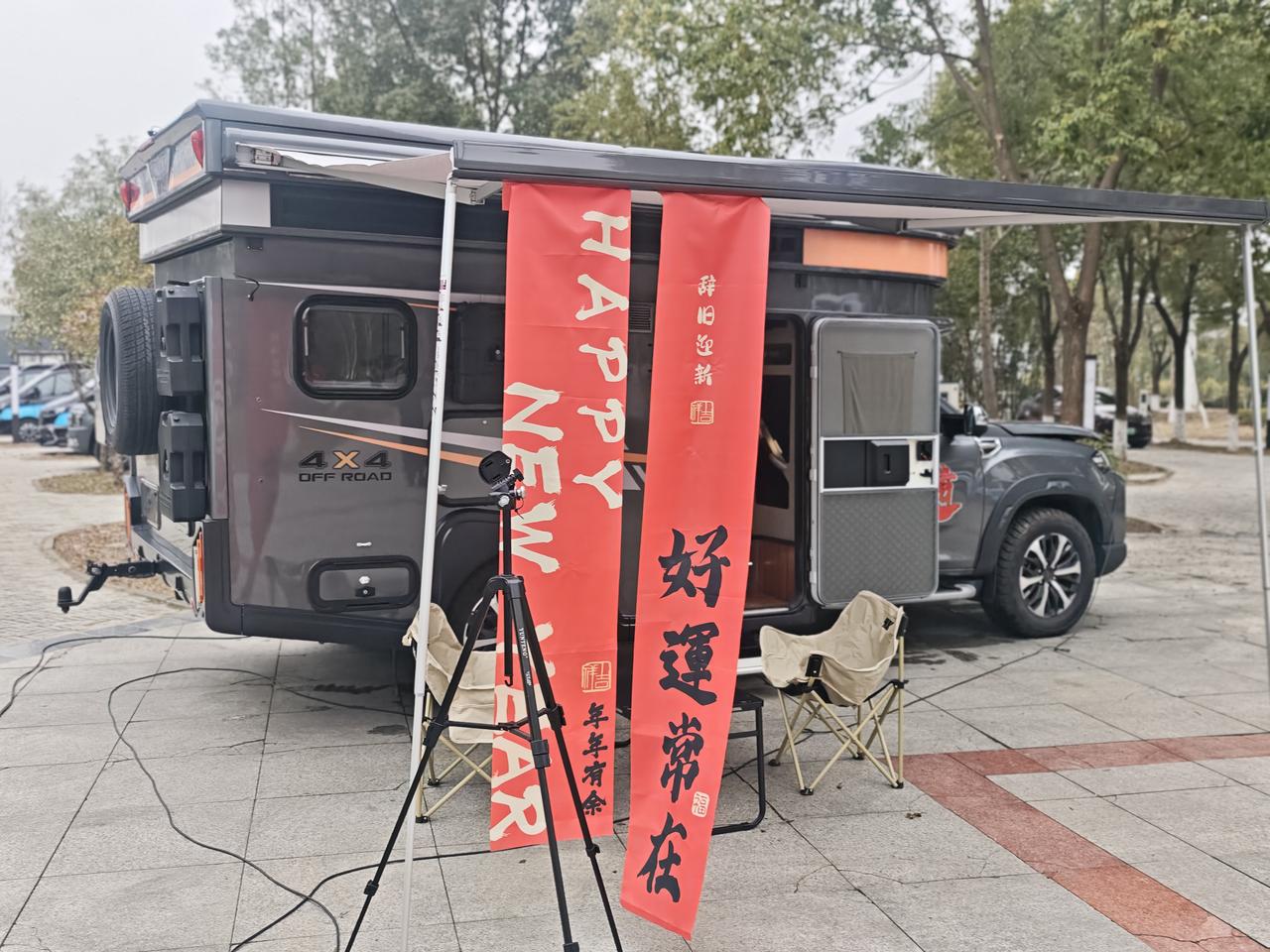 以前总担心房车太大，平时用不上，现在完全放心了。我看了好几年的这台能进地库还能越