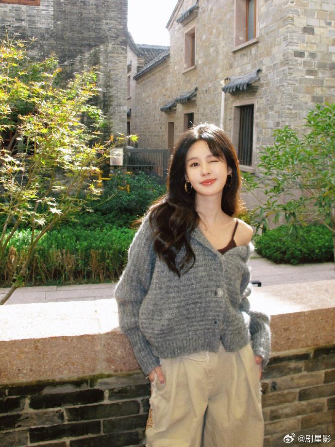 郑合惠子wink   郑合惠子wink这个萌，简直就是萌到我的心巴上了呀！😉好