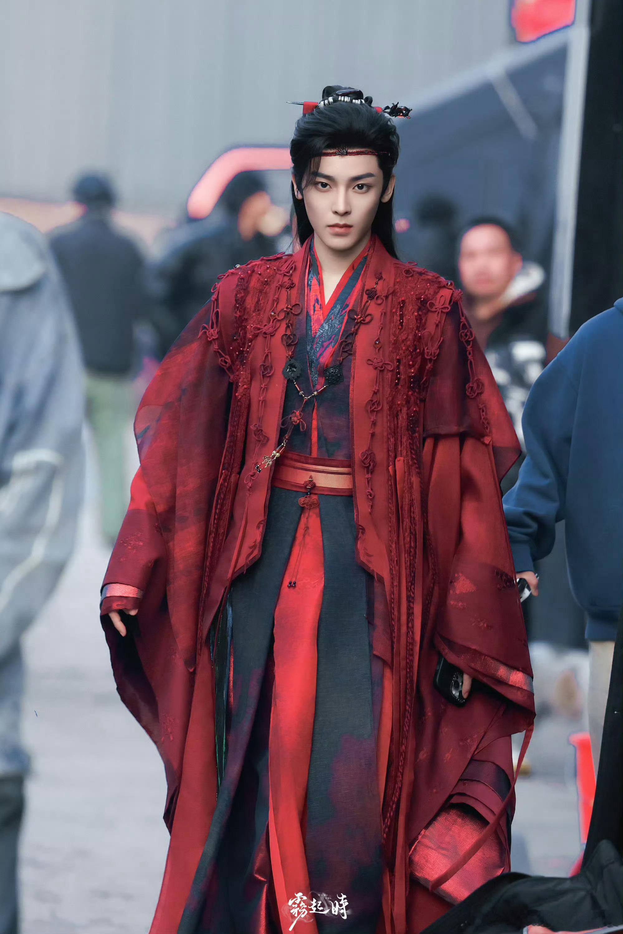 侯明昊《入青云》大婚路透 黑红真的又狠又帅 