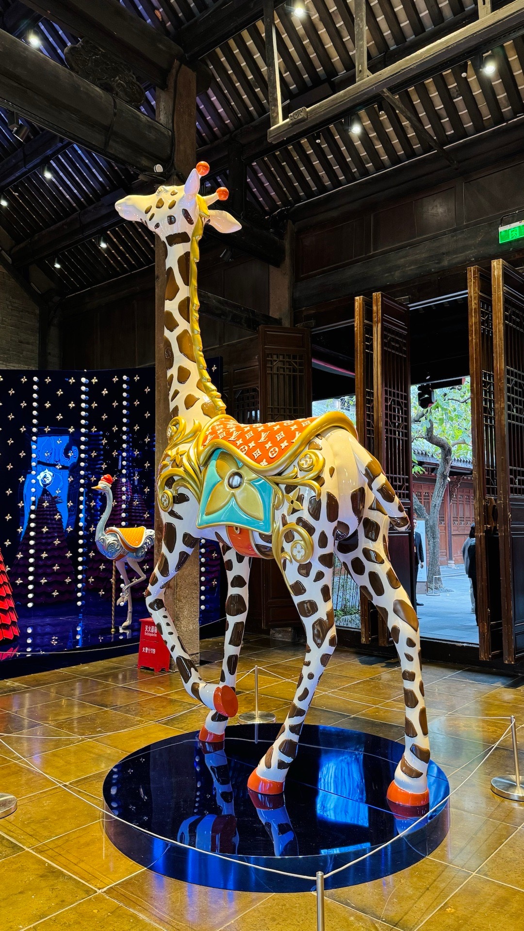 🦒我与世界，都是帧帧瞬间。  