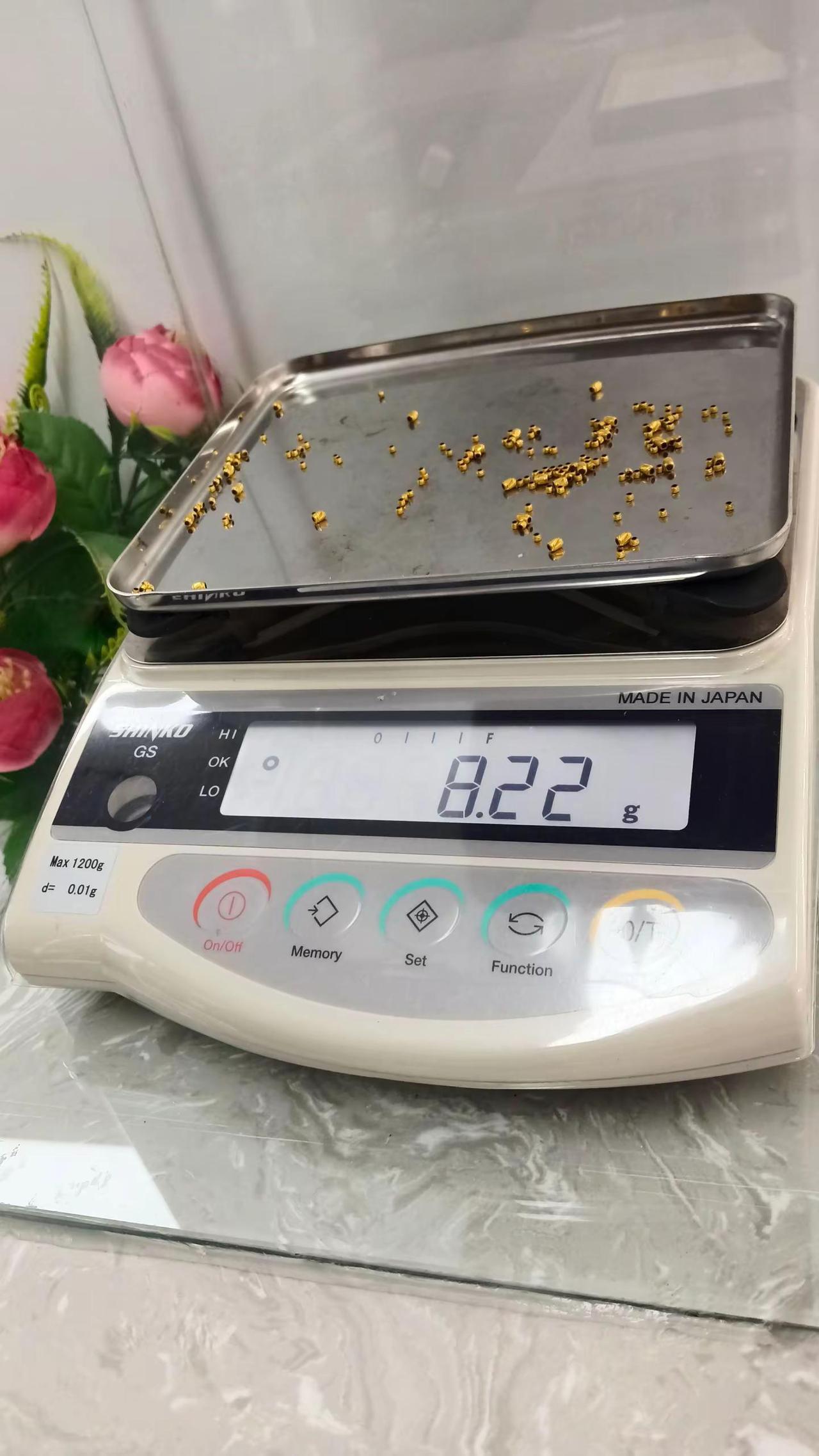 富时是首饰，穷时是盘缠