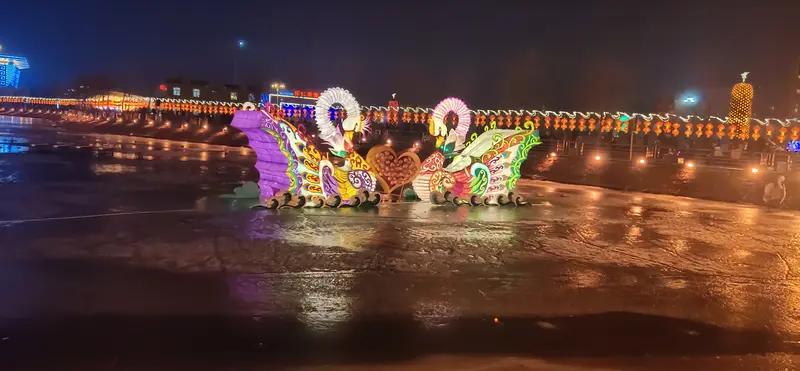 过年拜年那可是咱老祖宗传下来的习俗，天南地北的拜年方式各有特色。就说这“十二”，