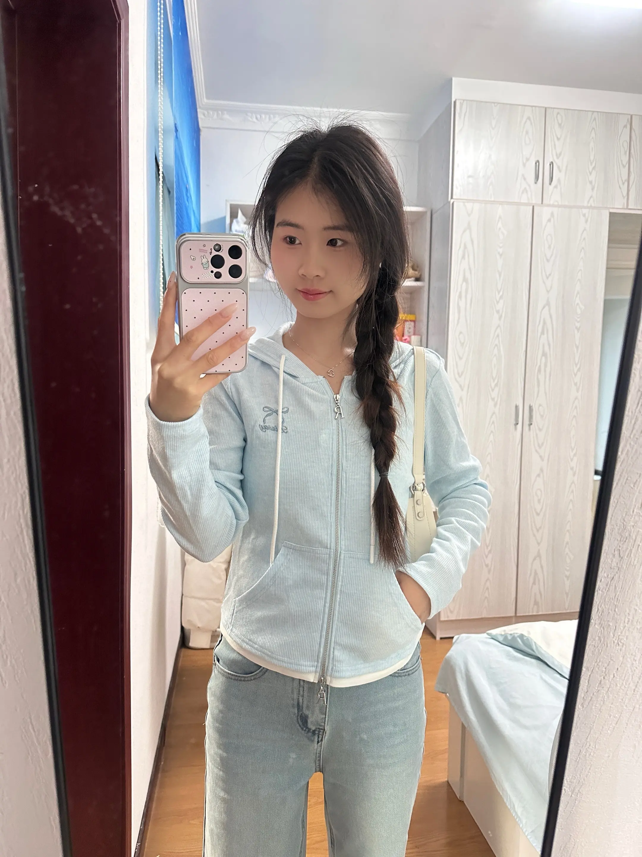 你别不信，男孩子只要不赌不嫖，不出去乱搞，一门思顾家自己吃不舍得吃穿不...