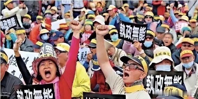 赖清德对等尊严说破天，国台办一针见血：跪美舔美露原形
 
最近赖清德又出来搞事情