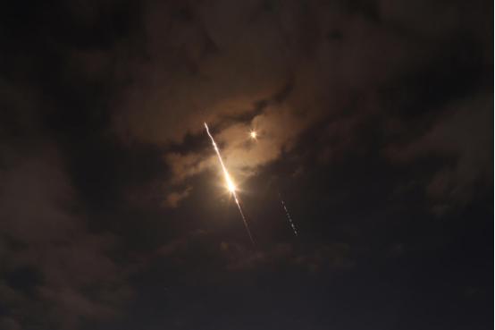 死伤逼近5000人，防线全被击穿，以色列损失太惨重想停战，放弃颠覆伊朗政权，伊朗