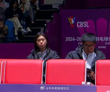 2024羽超联赛  你说嘴巴嘟嘟嘟嘟嘟嘟嘟 