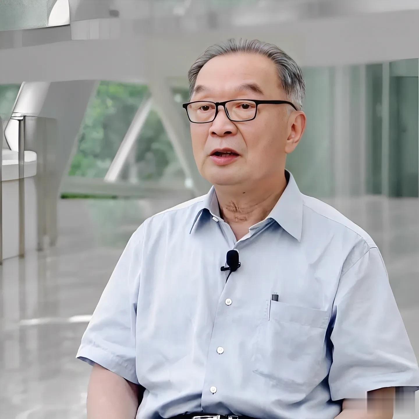 温铁军也太敢说了吧，不知道又要得罪多少人！他说，不要以为你学历高，你就是知识分子
