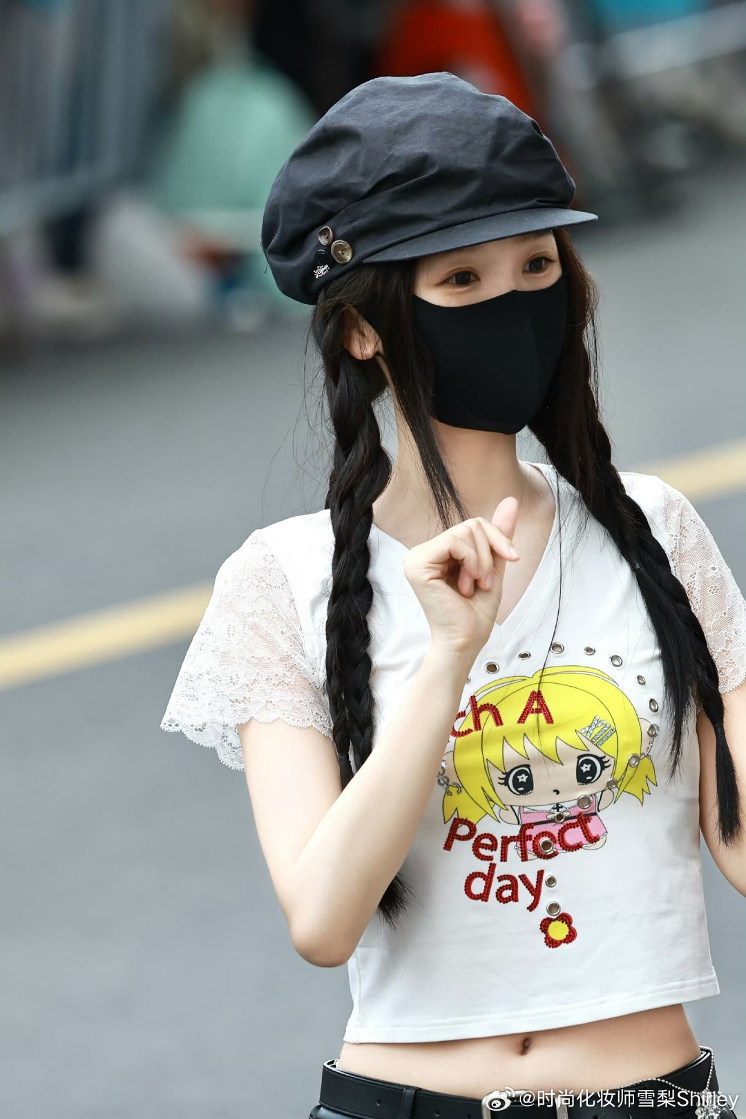 虞书欣 美少女欣战士好一个美少女战士欣 + 魔卡少女欣！收腰短上衣配低腰裤，好身