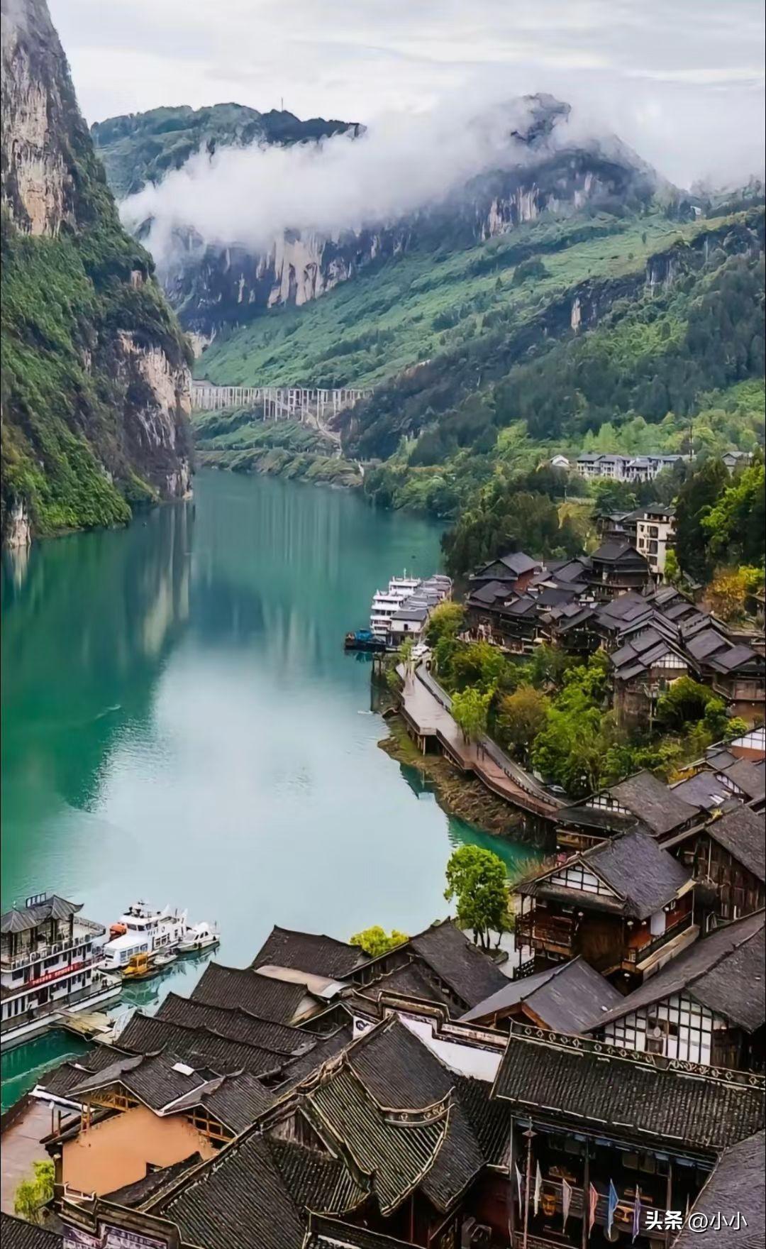 真心奉劝所有写微头条的人，
一定要闷声写，谁都别告诉。
 
父母、兄弟姐妹不要说