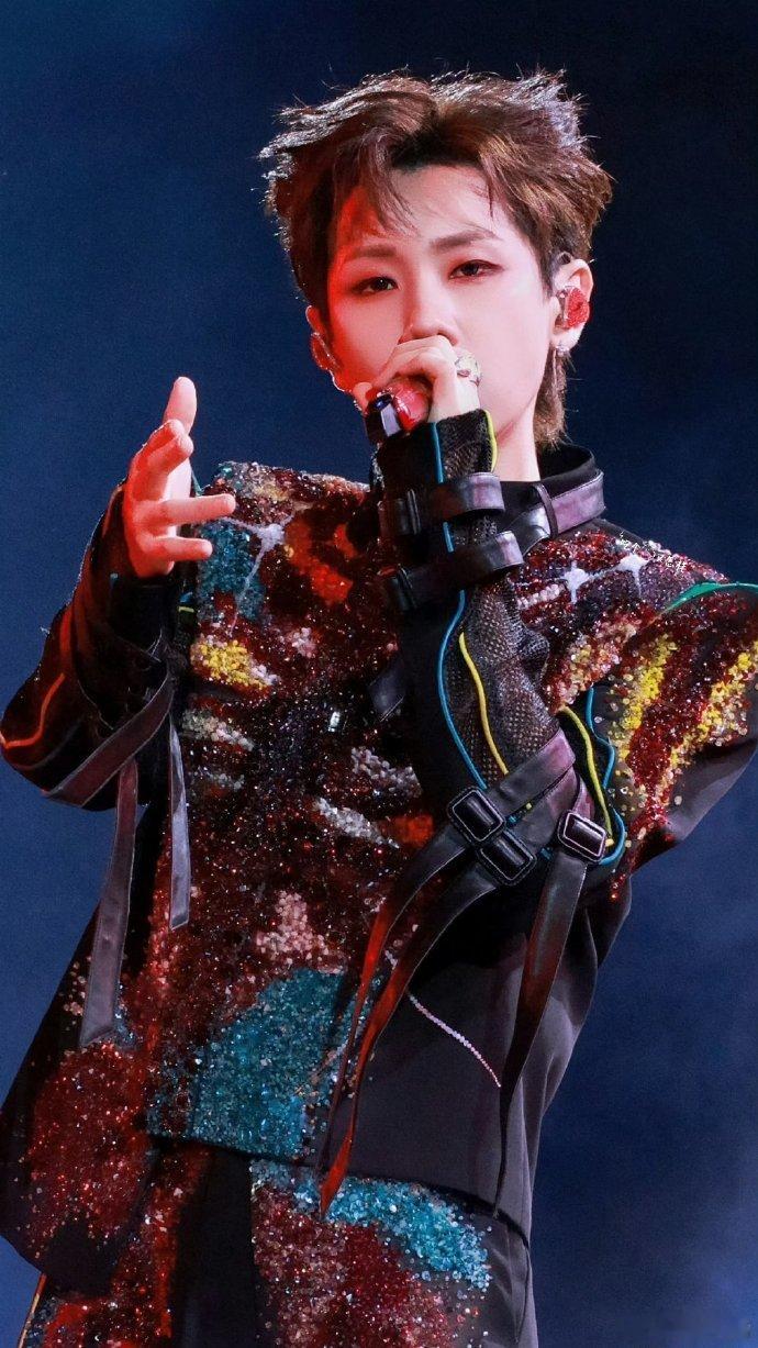 清唱都这么有气场，汪苏泷的《霍元甲》每个音符都充满力量，苏感爆棚又超有范儿！ 