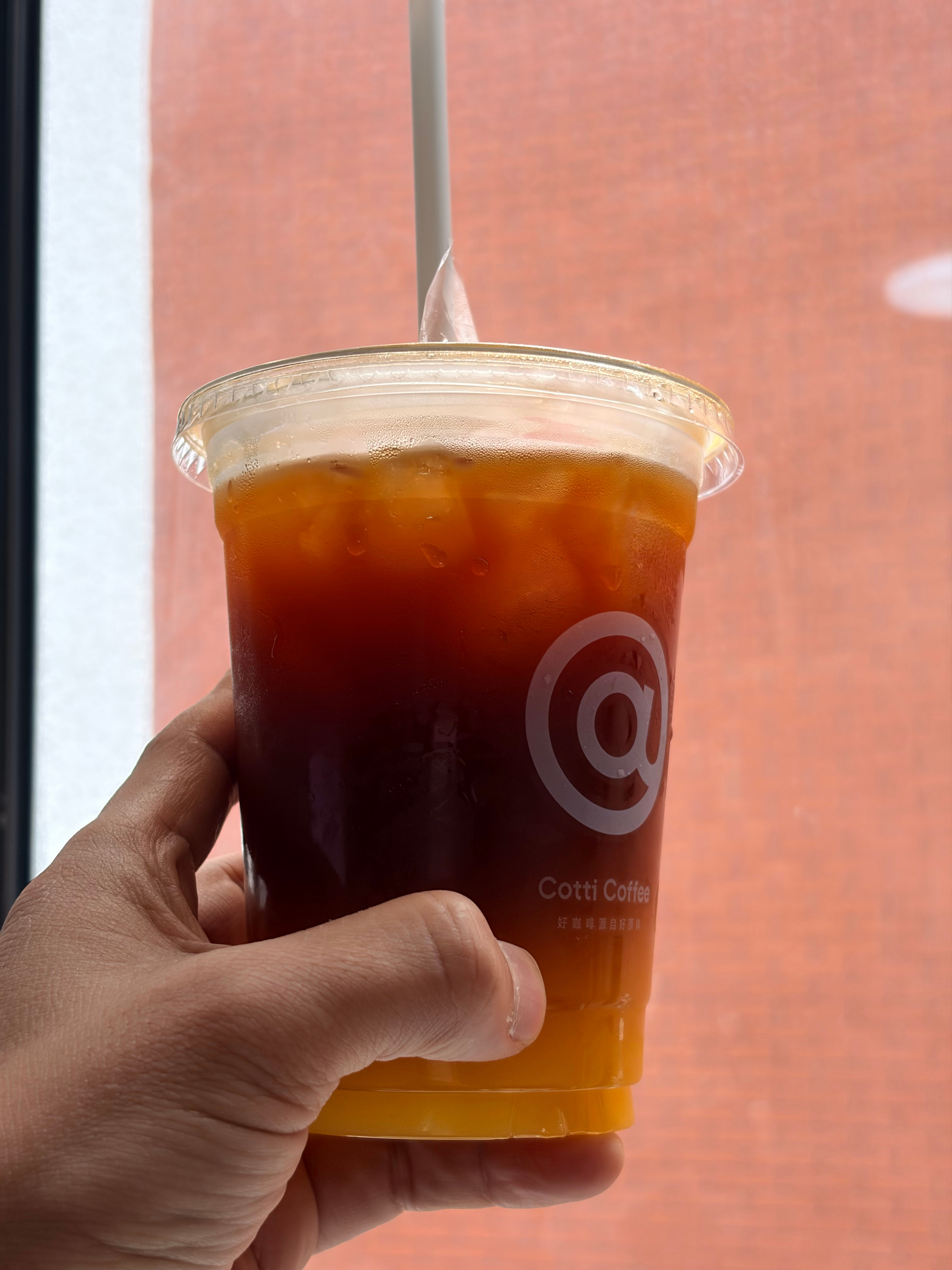 整个上午都晕沉沉的，总觉得少了点儿什么东西。直到我想起了这件事儿…… 