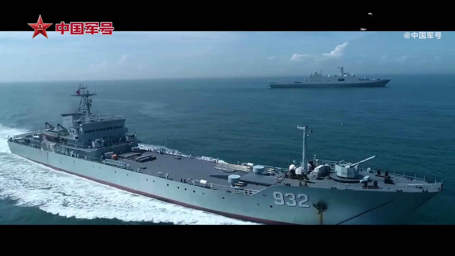 《攻坚》中出镜的老登贺兰山舰现役072II型大型登陆舰仅剩这艘那么，啥时候退役呢