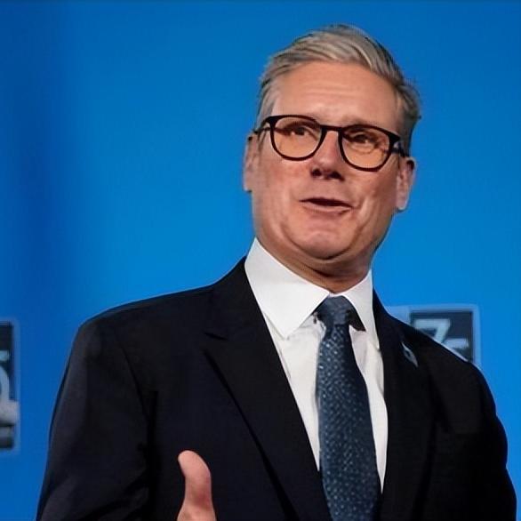 [微风]普京跟特朗普怎么也没有想明白，英国首相居然告诉全世界：现在的中国已经成为