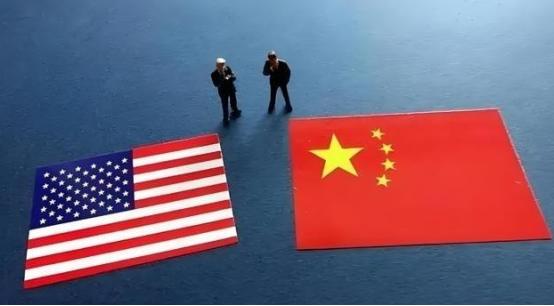 为什么中国对美国越来越硬？不是脾气大了，是算盘换了——中国正在逼美国走上苏联的老