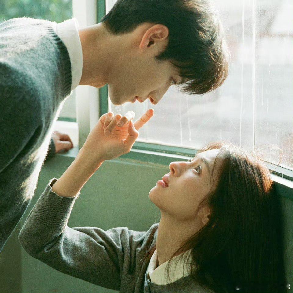 入青云男二女二鹤男全伊伦有点太配了有木有[污][污][污] 合作一部现代剧行吗我