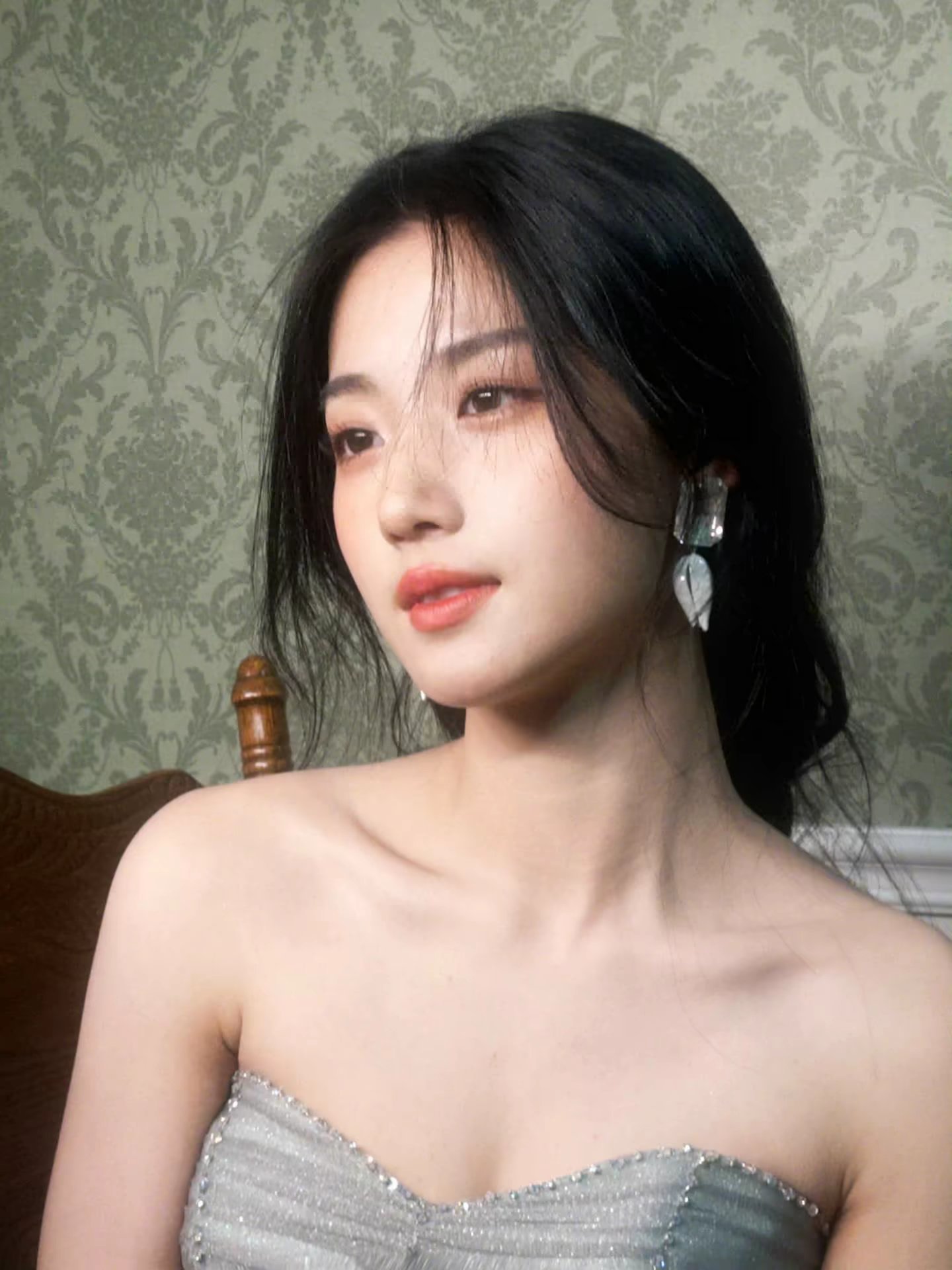 卢昱晓 lyx向全世界安利卢昱晓 lyx卢昱晓 阵阵风化作思念 吹向远方赠予你?